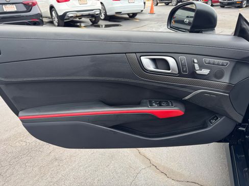 Used 2016 Mercedes-Benz SL 550 image 5