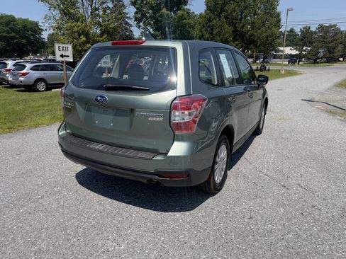 Used 2016 Subaru Forester 2.5i AWD/4WD image 5