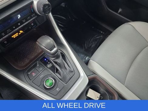 Used 2020 Toyota RAV4 Limited w/ Limited Grade Weather Package image 25