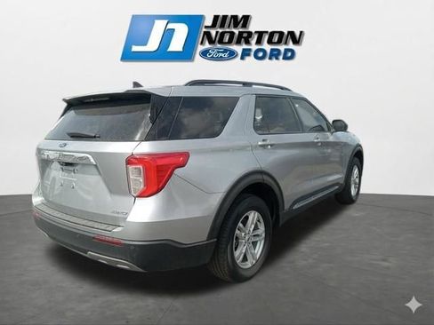 Used 2023 Ford Explorer XLT w/ Equipment Group 202A AWD/4WD image 10