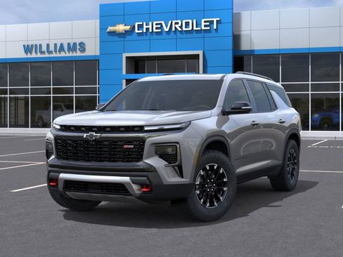 New 2026 Chevrolet Traverse Z71 w/ Driver Confidence Package image 6