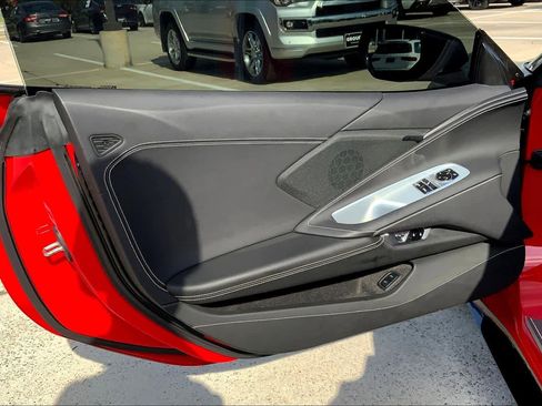 Used 2020 Chevrolet Corvette Stingray Coupe w/ 1LT image 17