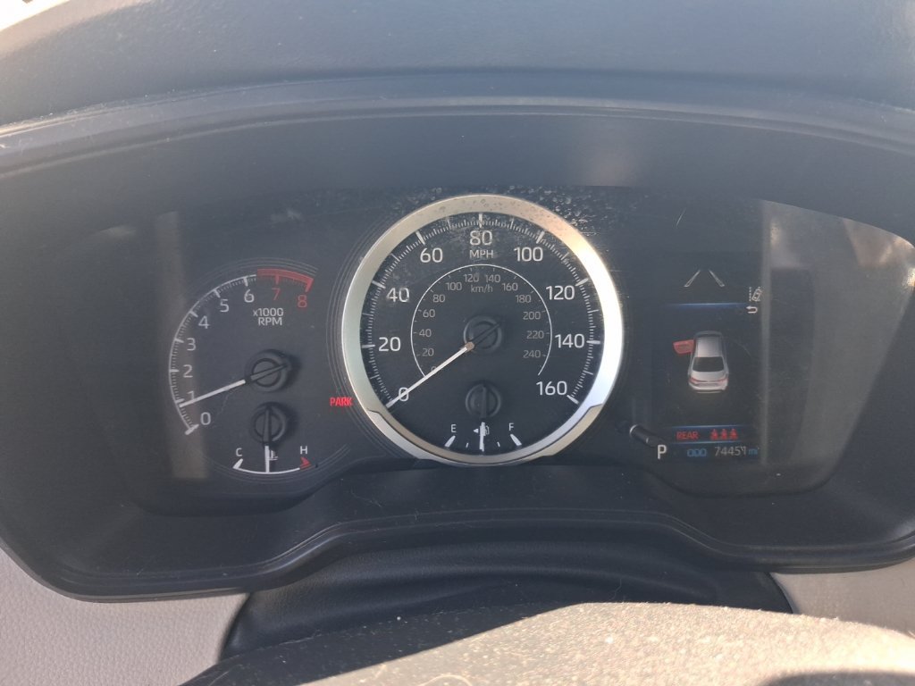 Used 2020 Toyota Corolla LE FWD image 13