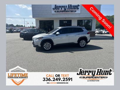 Used 2024 Toyota Corolla Cross LE w/ Moonroof Package