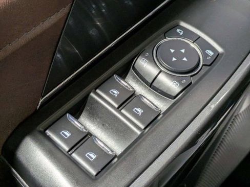 Used 2023 Ford F150 Lariat AWD/4WD image 23