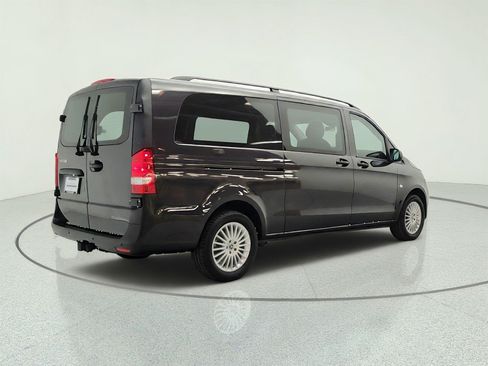 Used 2023 Mercedes-Benz Metris image 5