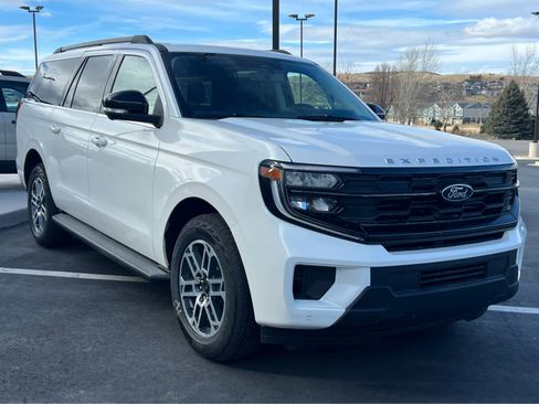 New 2025 Ford Expedition Max Active image 4