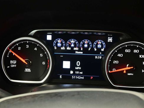 Used 2021 Chevrolet Tahoe Premier w/ Premium Package AWD/4WD image 24