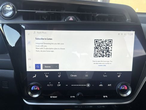Used 2024 Lexus RZ 450e Premium image 22