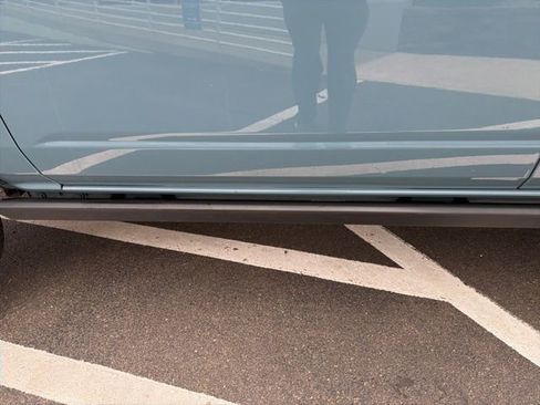 Used 2023 Ford Bronco Badlands image 31