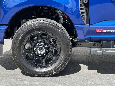 New 2026 Ford F250 Lariat w/ Black Appearance Package AWD/4WD image 24
