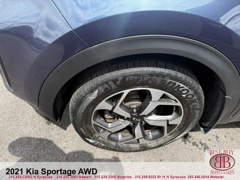 Used 2021 Kia Sportage LX w/ LX AWD Popular Package image 9
