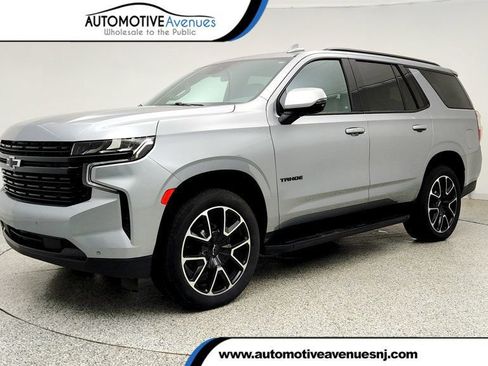 Used 2024 Chevrolet Tahoe RST w/ Luxury Package AWD/4WD image 1