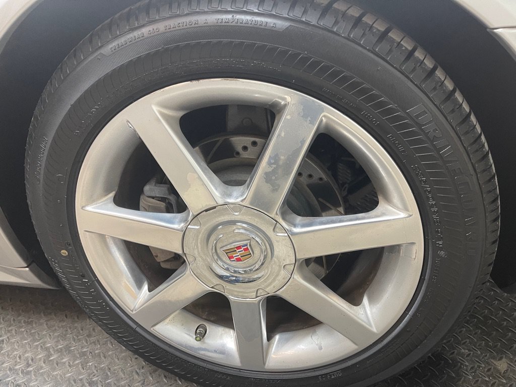 Used 2006 Cadillac XLR RWD image 38