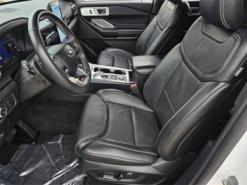 Used 2020 Ford Explorer ST w/ Premium Technology Package image 19