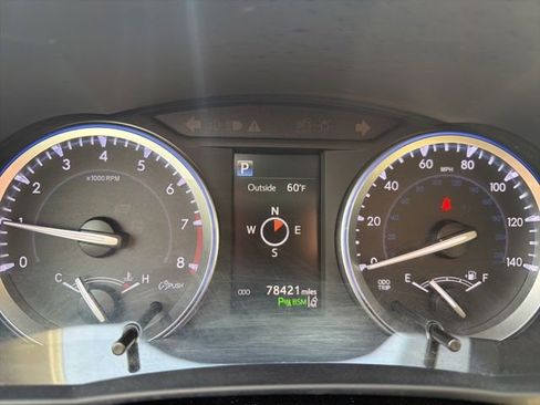 Used 2017 Toyota Highlander Limited image 30