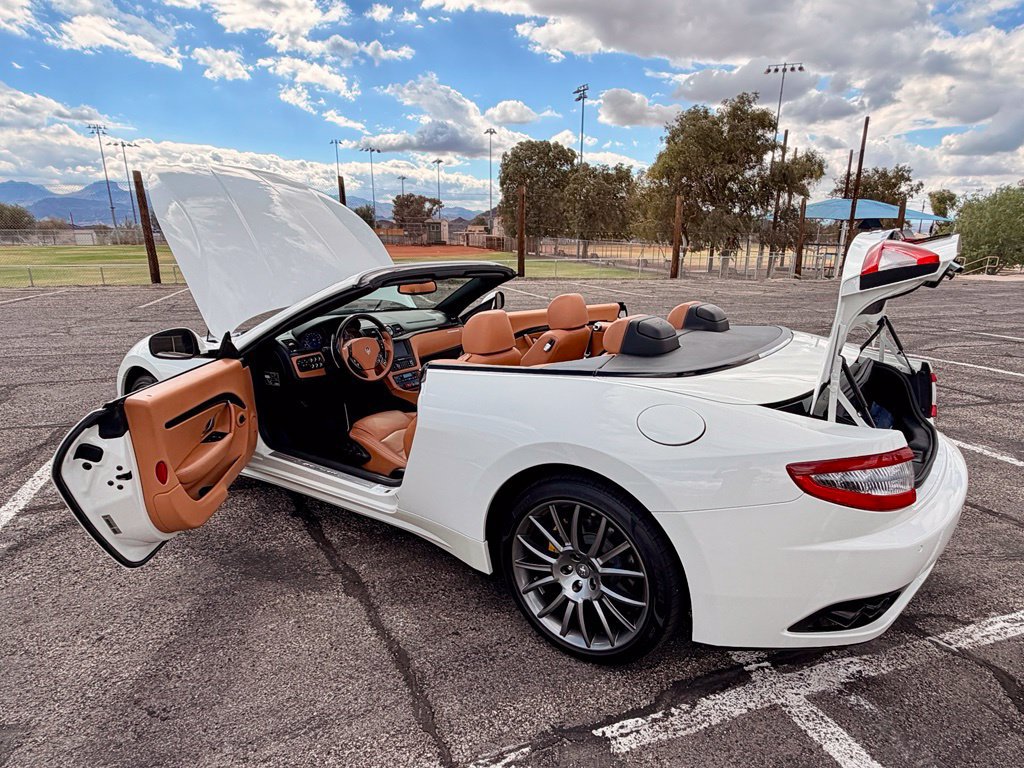Used 2014 Maserati GranTurismo Convertible RWD image 26