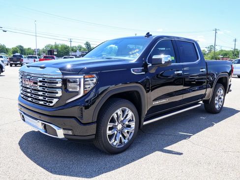 New 2026 GMC Sierra 1500 Denali w/ Denali Reserve Package AWD/4WD image 30