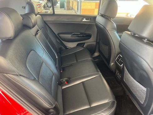 Used 2022 Kia Sportage EX w/ EX Technology Package AWD/4WD image 15