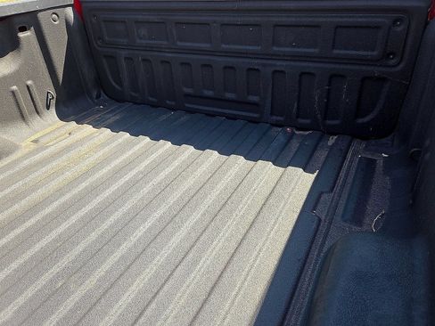 Used 2018 Chevrolet Silverado 1500 LT RWD image 14