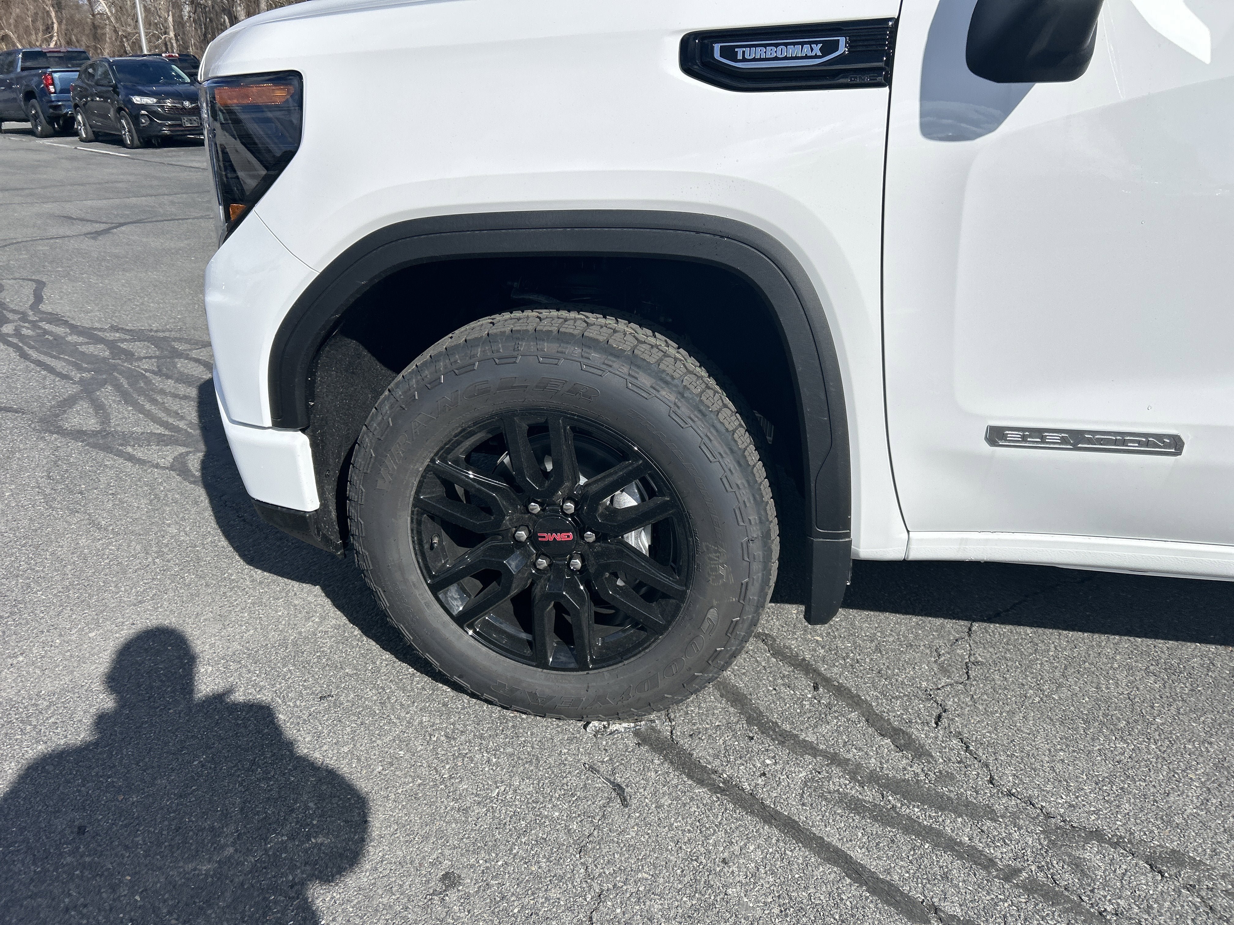 New 2026 GMC Sierra 1500 Elevation AWD/4WD image 5