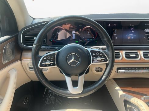 Used 2021 Mercedes-Benz GLS 450 4MATIC image 14