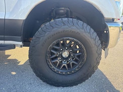 Used 2016 Ford F250 XLT w/ FX4 Off-Road Package image 15