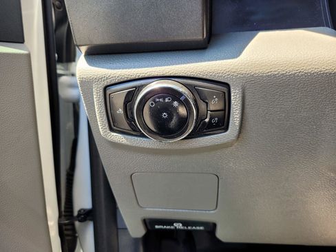 Used 2022 Ford F250 XL w/ STX Appearance Package AWD/4WD image 31