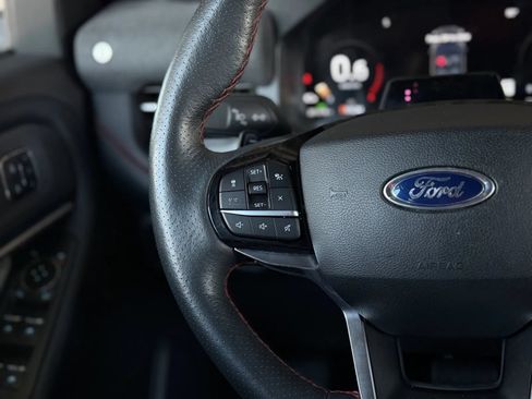 Used 2025 Ford Explorer ST AWD/4WD image 25