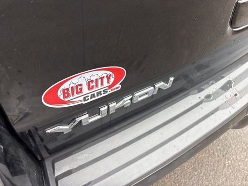 Used 2019 GMC Yukon SLE w/ SLE Value Package image 48