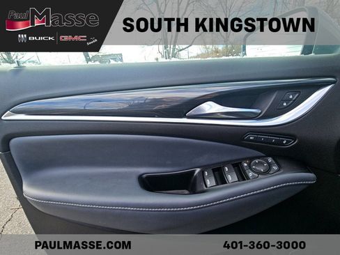 Certified 2024 Buick Enclave Premium w/ Experience Buick Package image 8