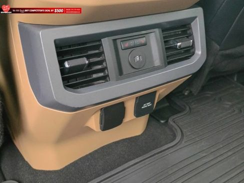 Used 2024 Ford F250 Lariat w/ Lariat Ultimate Package AWD/4WD image 20