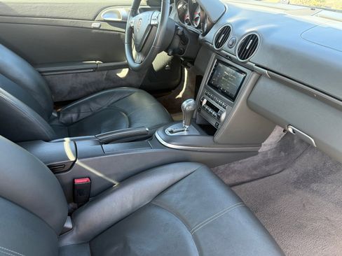 Used 2005 Porsche Boxster S image 16