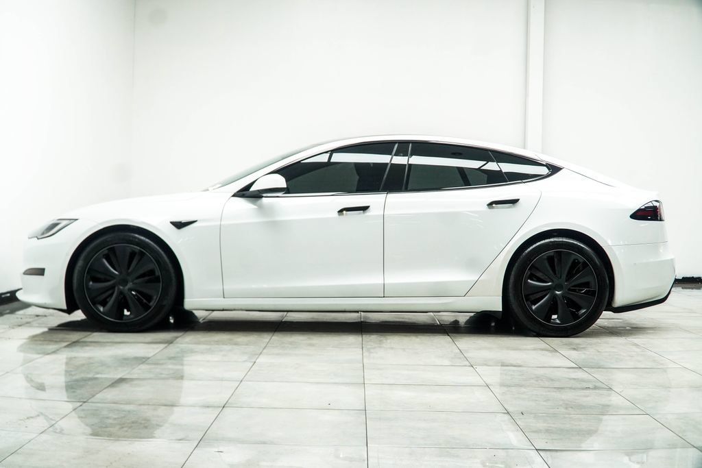 Used 2023 Tesla Model S AWD/4WD image 11