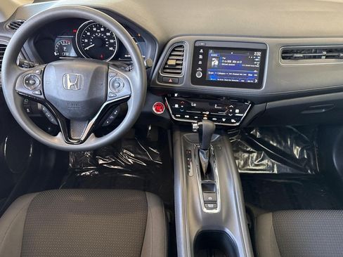 Certified 2022 Honda HR-V EX image 25