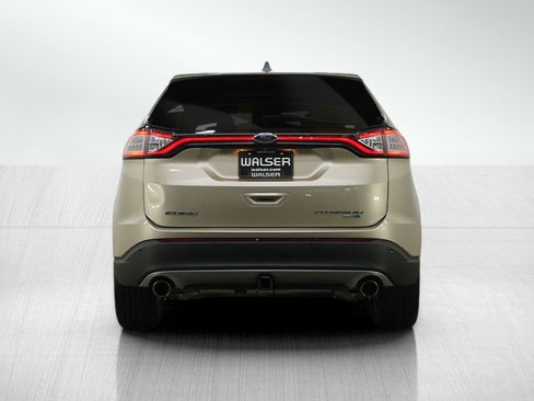 Used 2017 Ford Edge Titanium w/ Equipment Group 301A AWD/4WD image 4