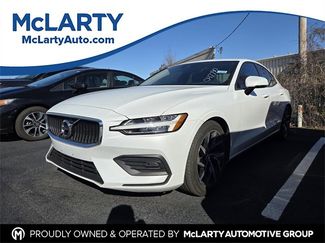 Used 2020 Volvo S60 T6 Momentum w/ Protection Package video 1