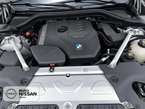 Used 2022 BMW X4 xDrive30i w/ Parking Assistance Package AWD/4WD image 13