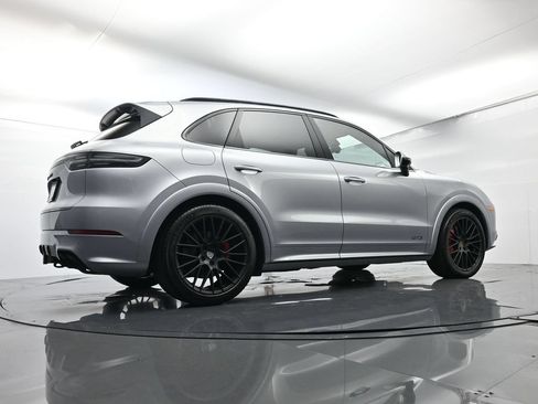 Certified 2021 Porsche Cayenne GTS AWD/4WD image 50