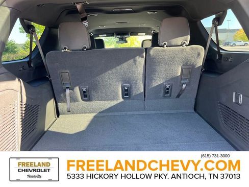 New 2025 Chevrolet Suburban LS image 7