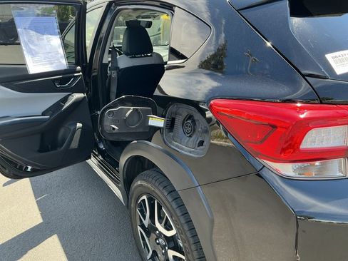 Used 2019 Subaru Crosstrek Hybrid AWD/4WD image 17