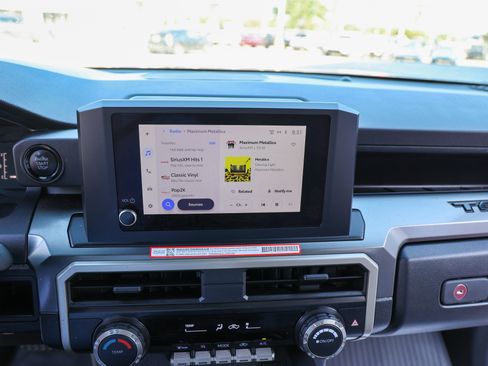 Certified 2026 Toyota Tacoma SR5 AWD/4WD image 23