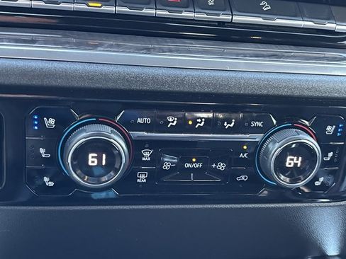 Used 2025 Chevrolet Silverado 2500 LTZ w/ LTZ Plus Package image 39