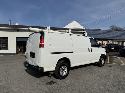 Used 2019 Chevrolet Express 3500 3500 3dr Cargo Van w/ Driver Convenience Package image 12