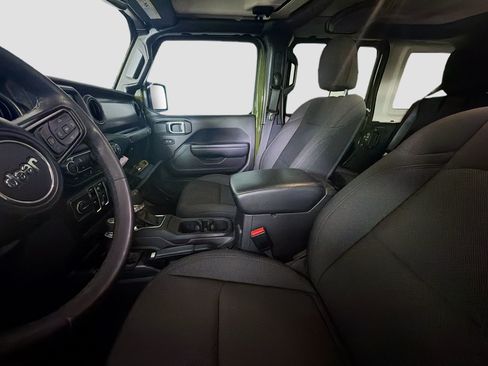 Used 2023 Jeep Wrangler Unlimited w/ 8.4" Radio Group AWD/4WD image 13
