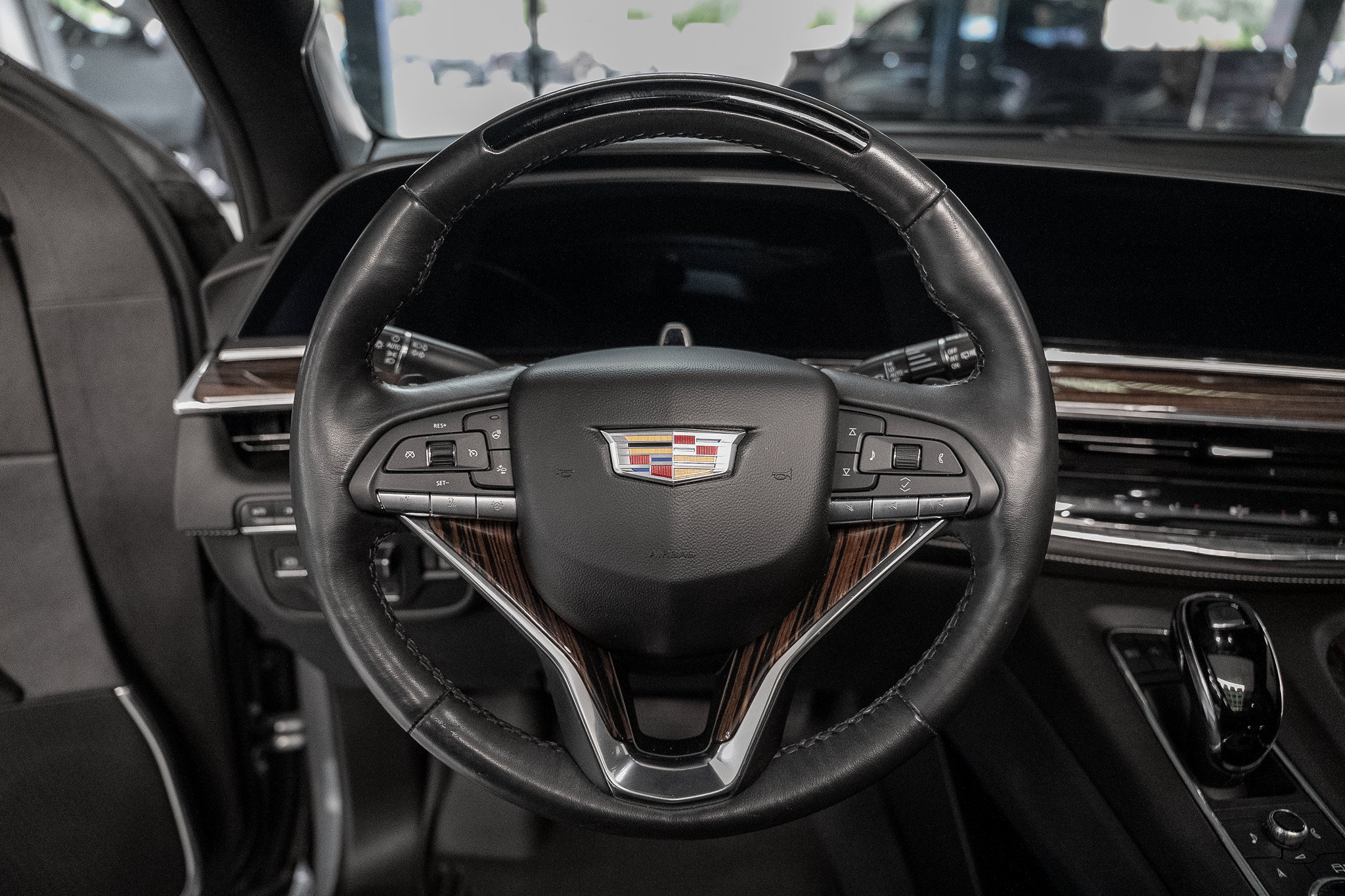 Used 2023 Cadillac Escalade Premium Luxury w/ Performance Package AWD/4WD image 42