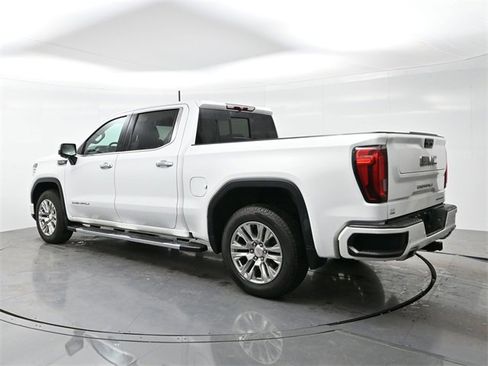 Used 2022 GMC Sierra 1500 Denali image 5