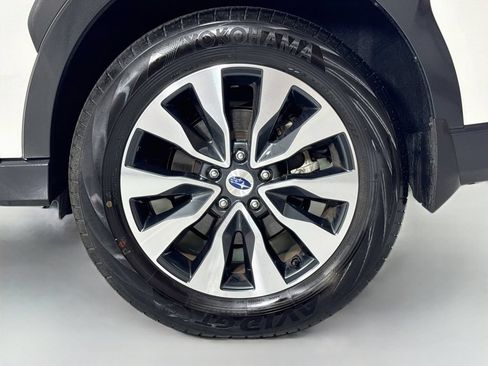 Used 2025 Subaru Outback Touring XT w/ Popular Package #2 AWD/4WD image 10