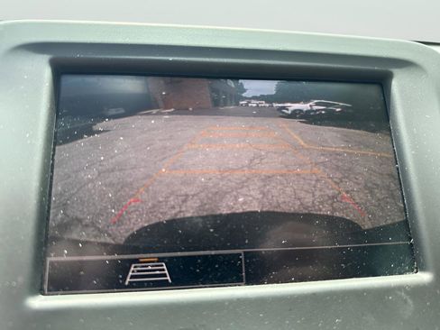 Used 2023 Chevrolet Equinox LS AWD/4WD image 27