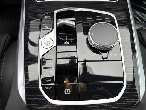 New 2026 BMW X5 xDrive40i image 9